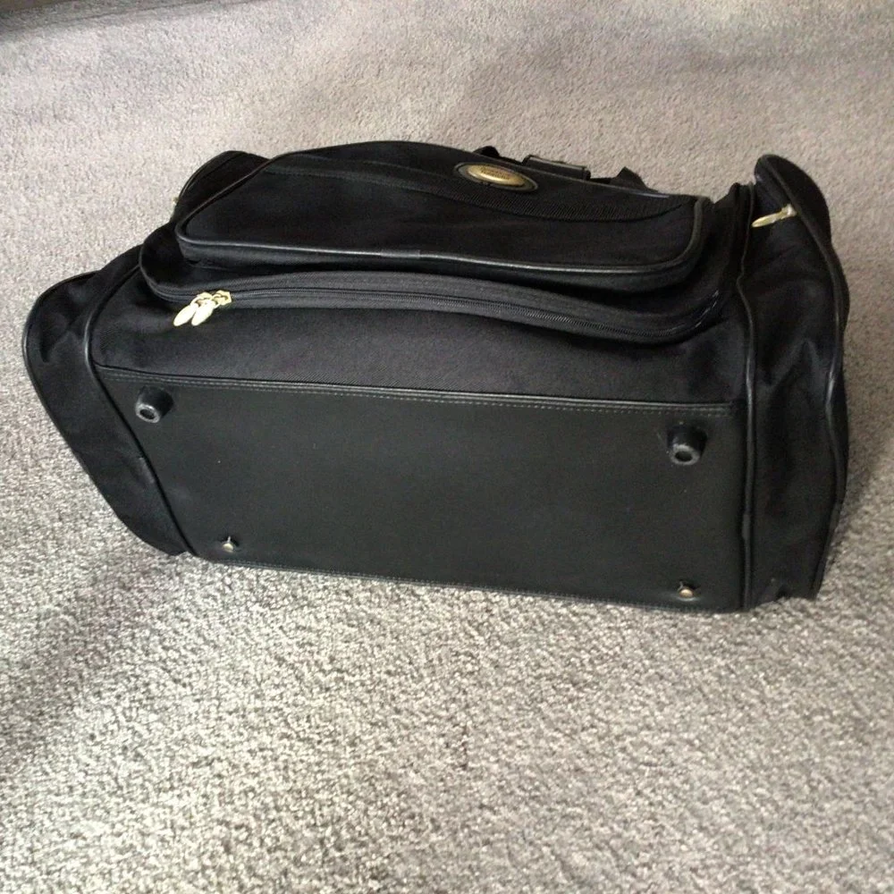 American Tourister - Black Canvas Travel Bag - Picture 3 of 15